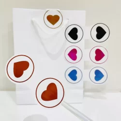 Adesivo Coração 8x3cm Selo Lacre Fecha Caixa Delivery Presente +12 Cores