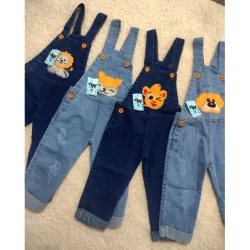 KIT 2 Macacão Calça Masculino Infantil Jeans O look perfeito para seu filho