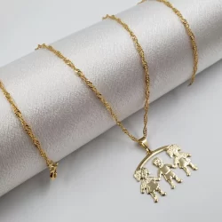 Colar De Pingente Filhos Filhas Folheado Gargantilha Duas Meninas e Um Menino folheado a ouro Prata