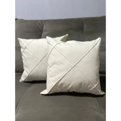 Kit 02 Capa de Almofada Suede Drapeada 45 x 45 Costura Cruzada ENVIO IMEDIATO