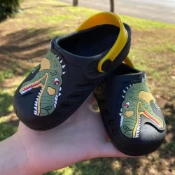 Sandalia Babuche masculino infantil confortável personagem T-REX
