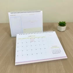 Calendário de Mesa 2025 com Planejador Tamanho A5