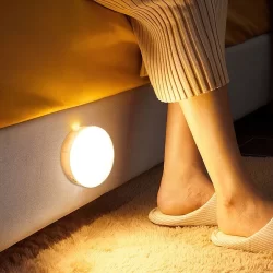 Luminárias Lâmpada Led Sem fio  com Sensor Presença recarregável