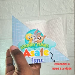 Porta Guardanapo Baby Looney Tunes Personalizado c/Nome e idade c/Aplique em 3D,Já Colado Enfeite de Mesa de Festa.
