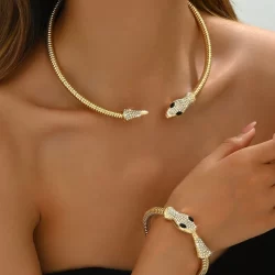 Kit Colar Aro Bracelete e Brinco De Metal Com Exagero Punk Pedra de Zirconia Entrelaçado Em Formato De Serpente