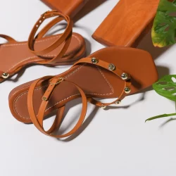 Rasteira Feminina Chinelo Sandália Rasteirinha Com Traseiro Casual Estilo Boho Lançamento Dia a Dia