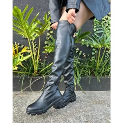 Bota Feminina Cano Longo Sola Tratorada Over The Knee Look Moderno Fashion Street Verniz Preta
