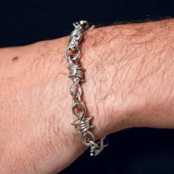 Pulseira Alternativa Punk Rock Prateada com Design de Arame Farpado Unissex