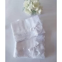 Fralda com bordado inglês Branco