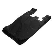 Sacola Plástica preta fina virgem 30x40 pct c/500 com alça