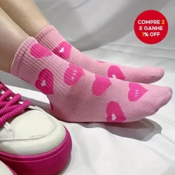 Meias Cano Alto com Estampa de Coração e Letra - Meias Coloridas Unissex na Moda, Mistura de Algodão para Fashionistas
